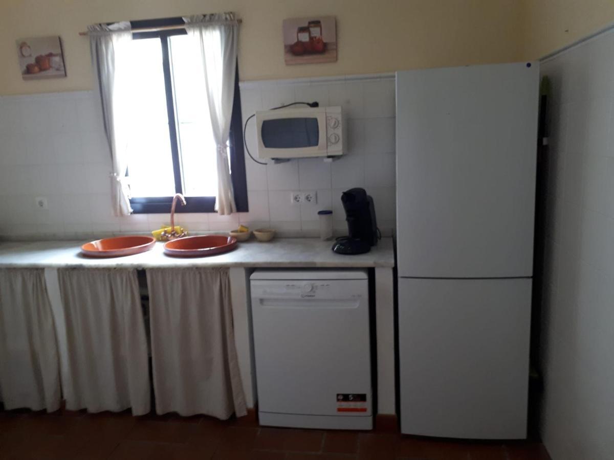 Ferienhaus Casa Ela Pedro - Hinojos 4 Zi - 8 Betten, Kinder Willkommen Bagian luar foto