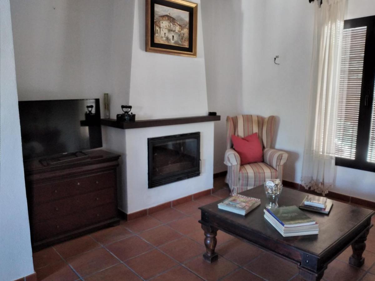 Ferienhaus Casa Ela Pedro - Hinojos 4 Zi - 8 Betten, Kinder Willkommen Bagian luar foto